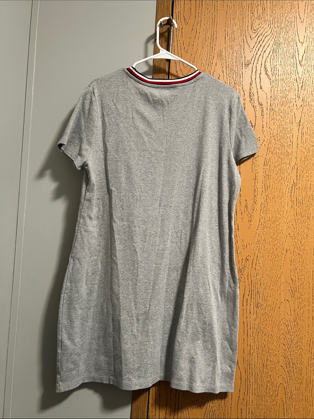 Tommy Hilfiger Grey Crewneck T-Shirt with Red-White-Blue Trim - Picture 5 of 5